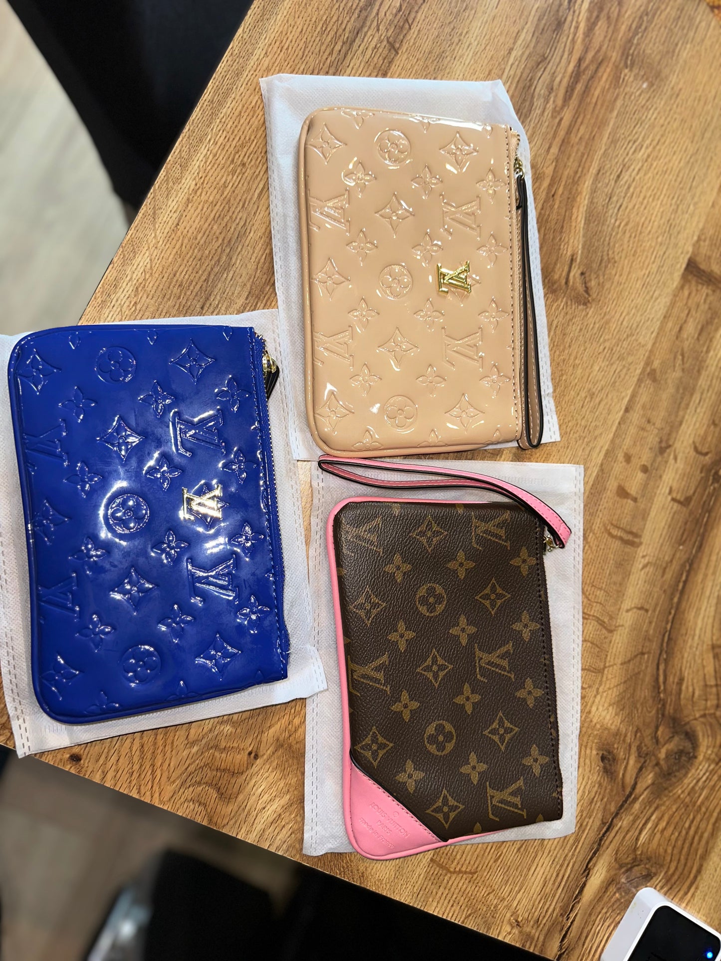 LovelyV wristlet