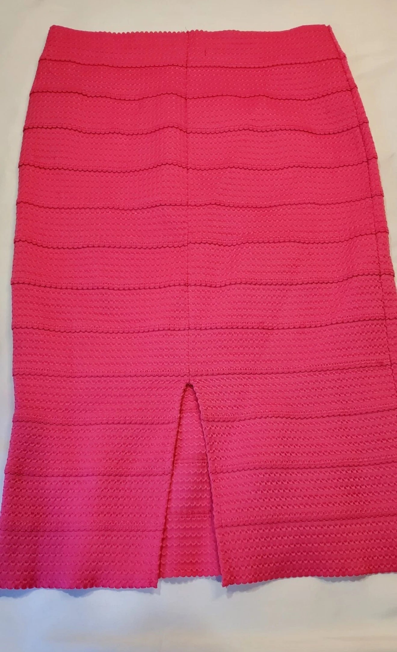 NEW YORK & COMPANY NY CO 7th Avenue Bright Pink Bandage Pencil Skirt M