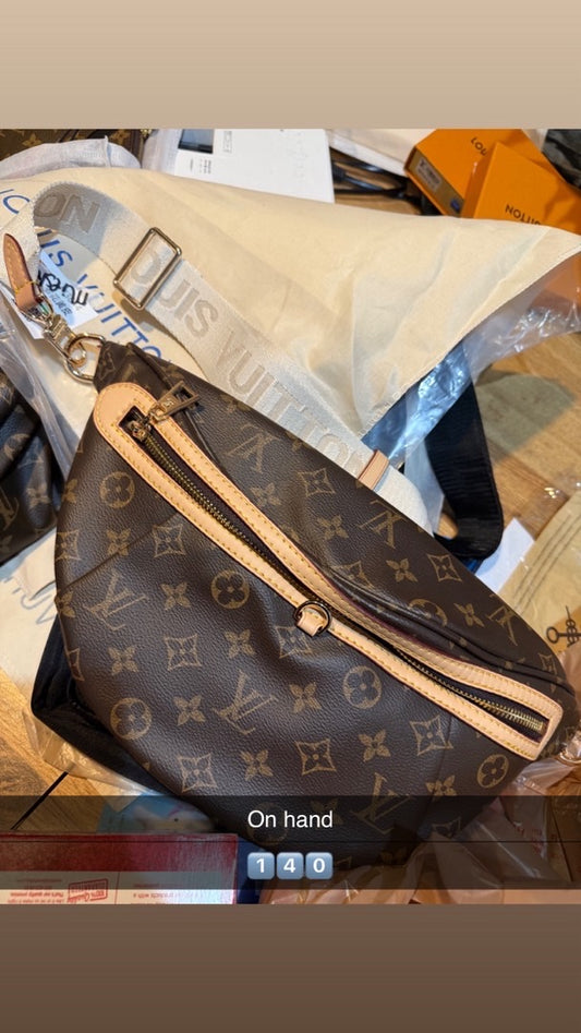 Lovely pouch bag